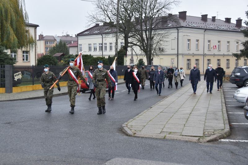 DSC 0296 Dąbrowskie obchody 102. rocznicy odzyskania niepodległości przez Polskę