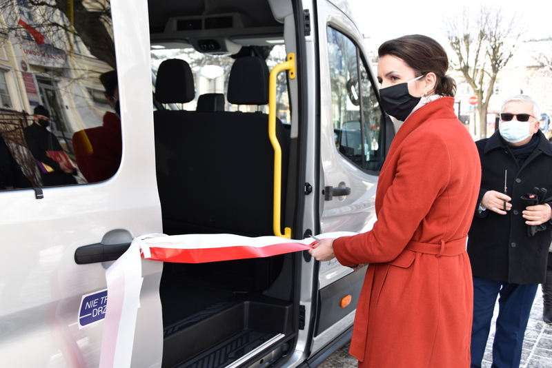 DSC 0673 Nowy samochód dla osób niepełnosprawnych