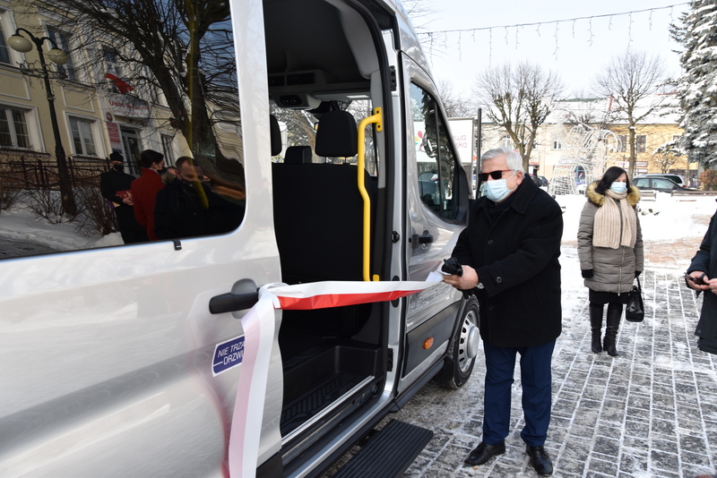 DSC 0677 Nowy samochód dla osób niepełnosprawnych