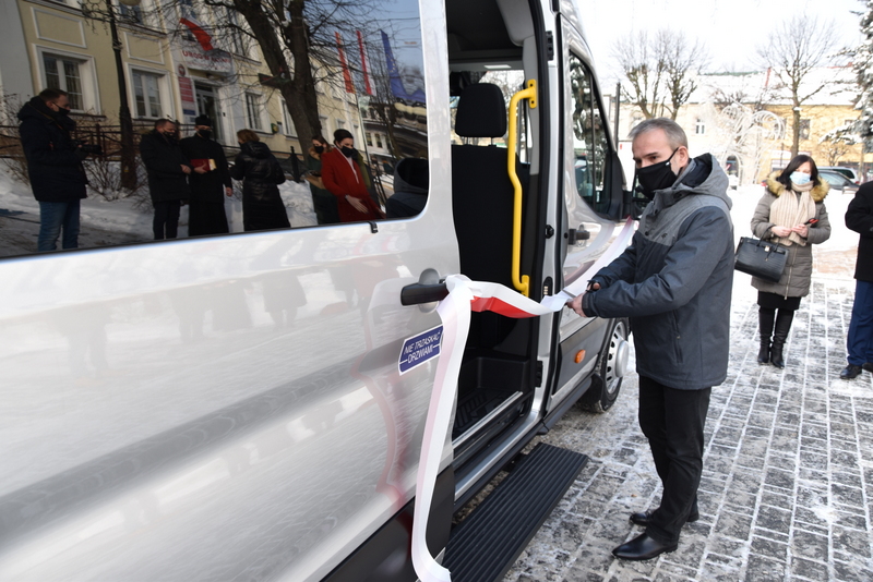 DSC 0692 Nowy samochód dla osób niepełnosprawnych