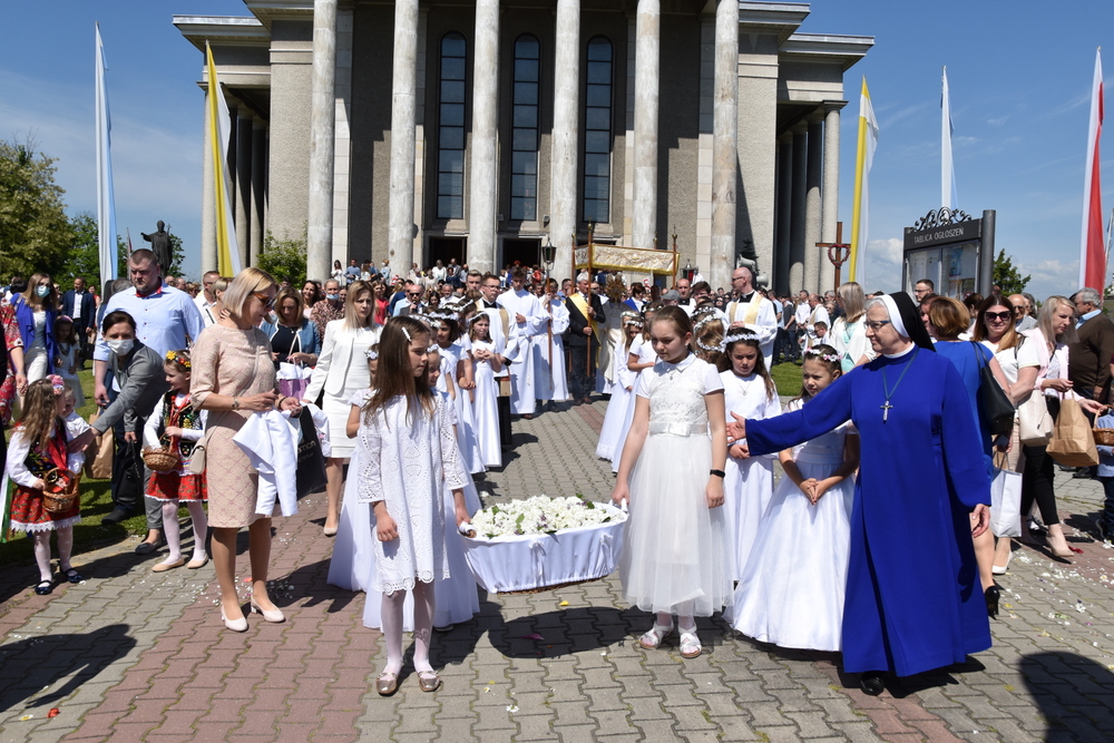 DSC 01561 Uroczystości Bożego Ciała w Dąbrowie Tarnowskiej