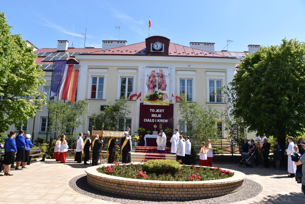 DSC 01811 Uroczystości Bożego Ciała w Dąbrowie Tarnowskiej