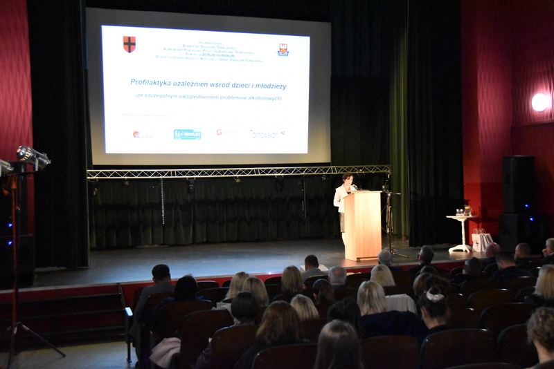 DSC 0473 Gminna konferencja Profilaktyka uzależnień wśród dzieci i młodzieży (ze szczególnym uwzględnieniem problemów alkoholowych)