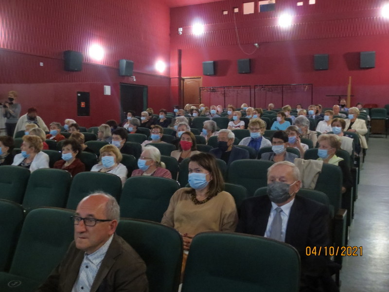 Kopia 006 Jubileusz X lecia Stowarzyszenia Uniwersytet Trzeciego Wieku przy Dąbrowskim Domu Kultury