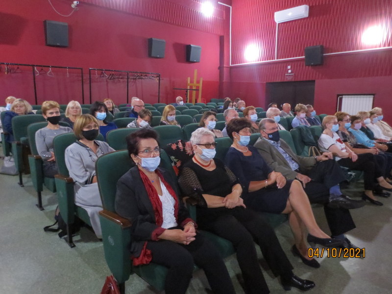 Kopia 014 Jubileusz X lecia Stowarzyszenia Uniwersytet Trzeciego Wieku przy Dąbrowskim Domu Kultury