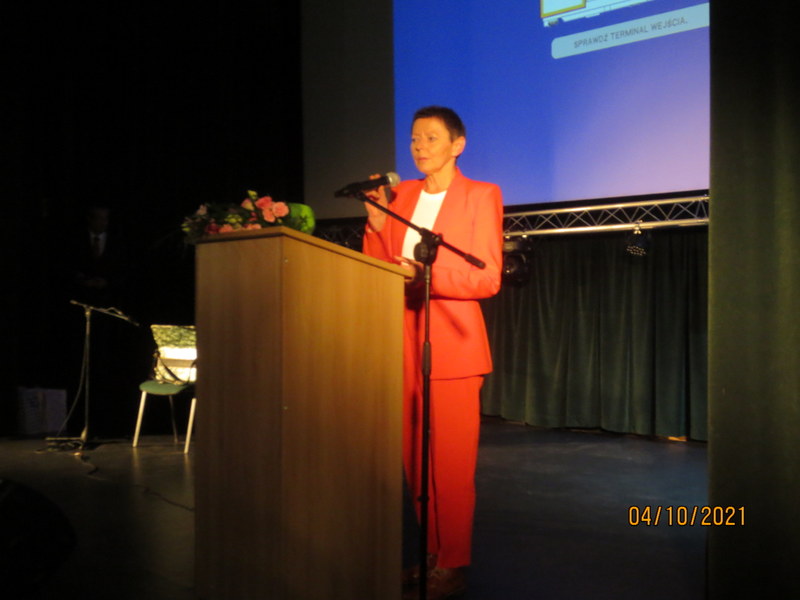 Kopia 047 Jubileusz X lecia Stowarzyszenia Uniwersytet Trzeciego Wieku przy Dąbrowskim Domu Kultury