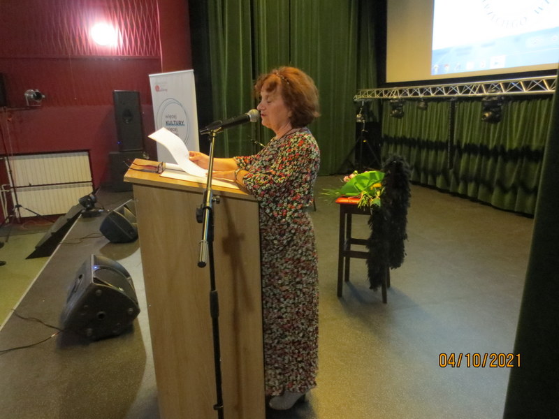 Kopia 058 Jubileusz X lecia Stowarzyszenia Uniwersytet Trzeciego Wieku przy Dąbrowskim Domu Kultury