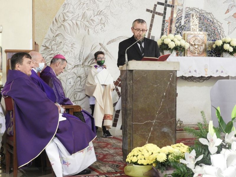 16 Nieczajna pożegnała ks. Kanonika Władysława Jaróga