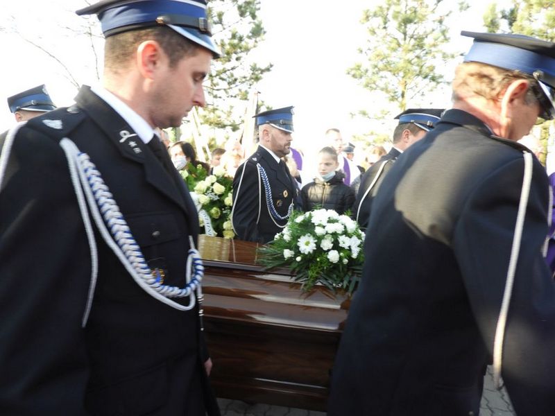 26 Nieczajna pożegnała ks. Kanonika Władysława Jaróga