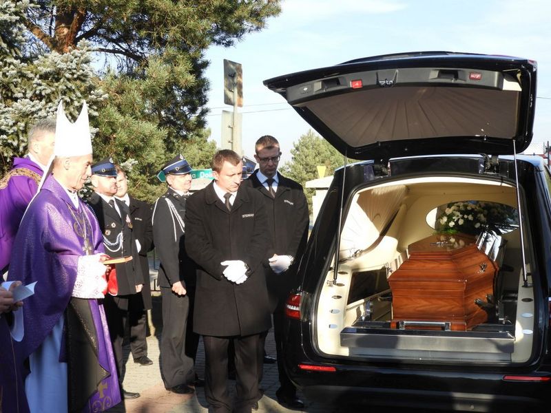 31 Nieczajna pożegnała ks. Kanonika Władysława Jaróga