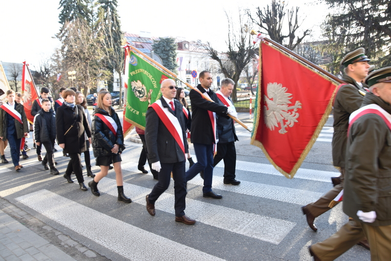DSC 01311 Powiat Dąbrowski uczcił 103. Rocznicę Odzyskania Niepodległości