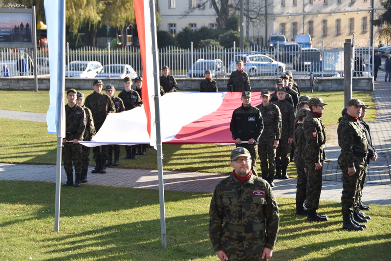 DSC 0174 Powiat Dąbrowski uczcił 103. Rocznicę Odzyskania Niepodległości