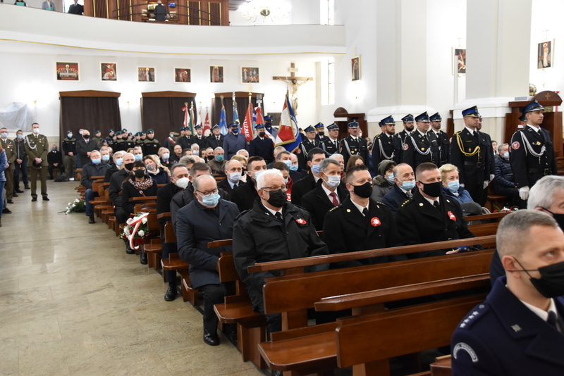 DSC 0197 Powiat Dąbrowski uczcił 103. Rocznicę Odzyskania Niepodległości