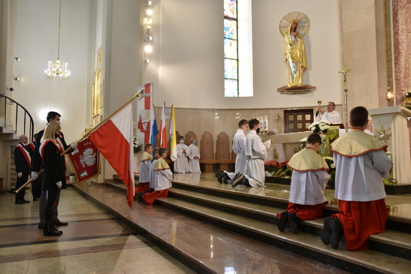 DSC 0225 Powiat Dąbrowski uczcił 103. Rocznicę Odzyskania Niepodległości