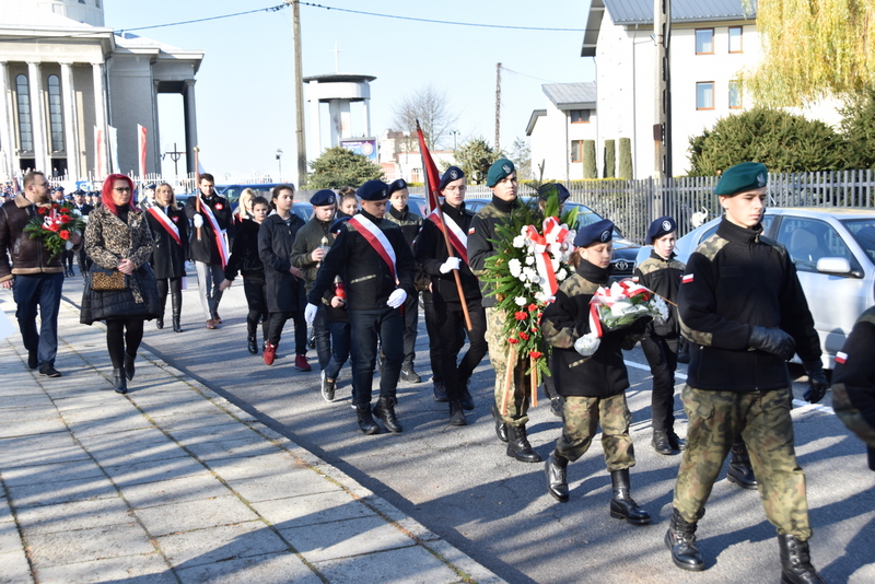 DSC 0242 Powiat Dąbrowski uczcił 103. Rocznicę Odzyskania Niepodległości
