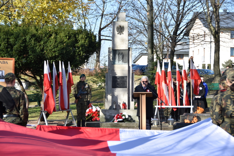 DSC 0288 Powiat Dąbrowski uczcił 103. Rocznicę Odzyskania Niepodległości