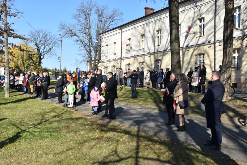 DSC 0293 Powiat Dąbrowski uczcił 103. Rocznicę Odzyskania Niepodległości