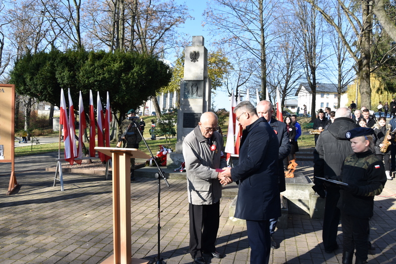 DSC 0325 Powiat Dąbrowski uczcił 103. Rocznicę Odzyskania Niepodległości