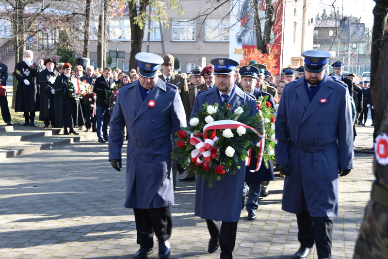 DSC 0401 Powiat Dąbrowski uczcił 103. Rocznicę Odzyskania Niepodległości