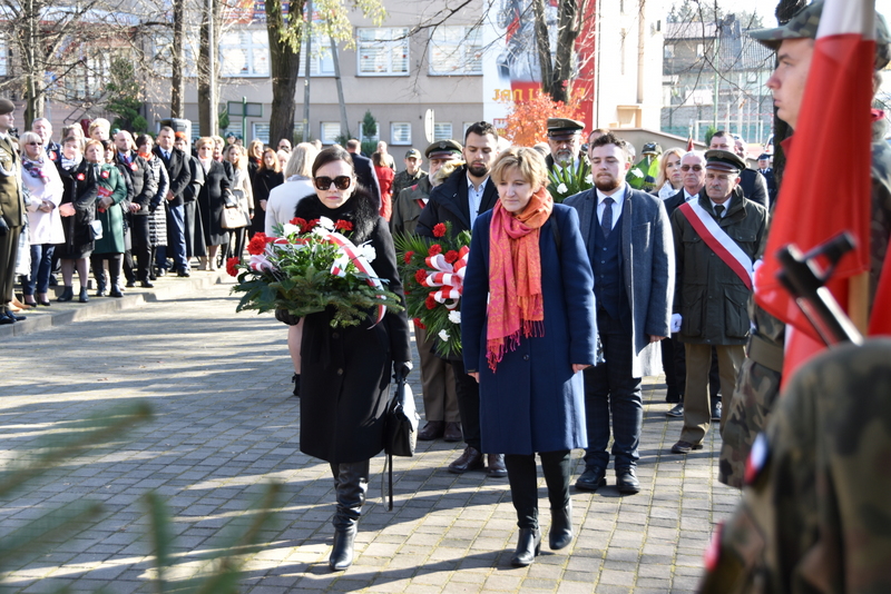 DSC 0458 Powiat Dąbrowski uczcił 103. Rocznicę Odzyskania Niepodległości