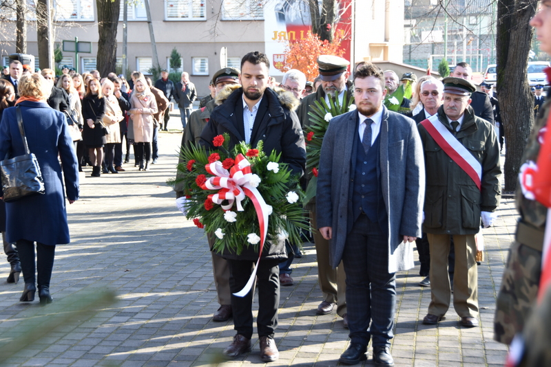DSC 0460 Powiat Dąbrowski uczcił 103. Rocznicę Odzyskania Niepodległości
