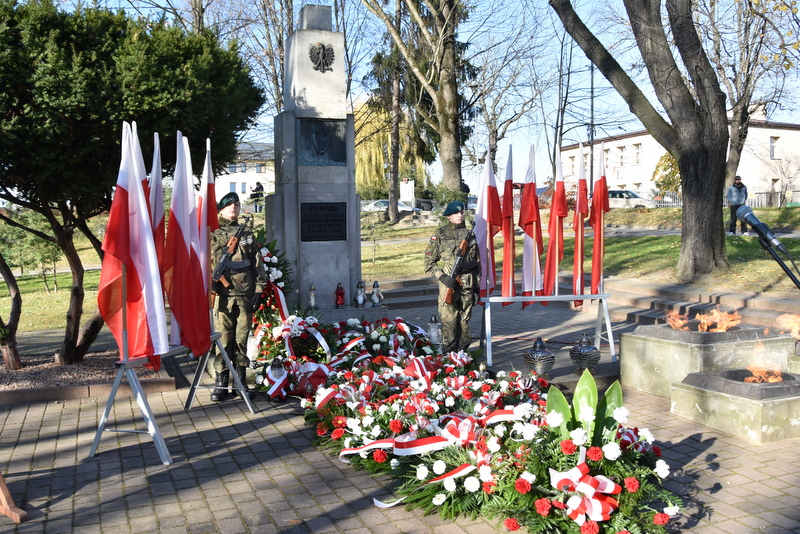 DSC 0535 Powiat Dąbrowski uczcił 103. Rocznicę Odzyskania Niepodległości