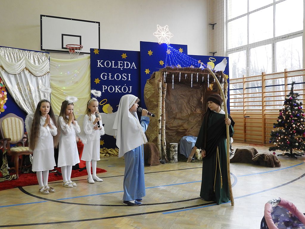 2 Szkolne spotkanie wigilijne w Szkole Podstawowej w Nieczajnie Górnej