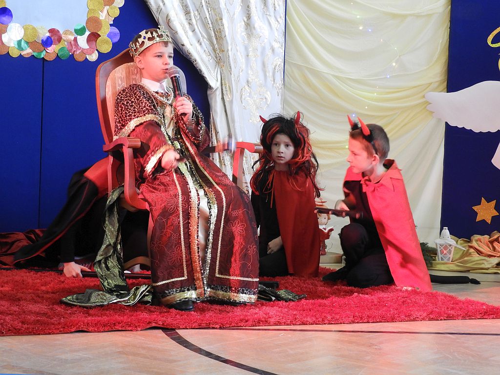 4 Szkolne spotkanie wigilijne w Szkole Podstawowej w Nieczajnie Górnej