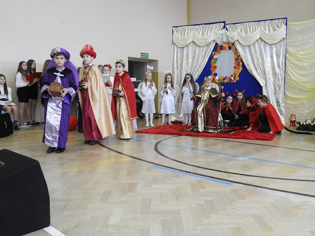 5 Szkolne spotkanie wigilijne w Szkole Podstawowej w Nieczajnie Górnej