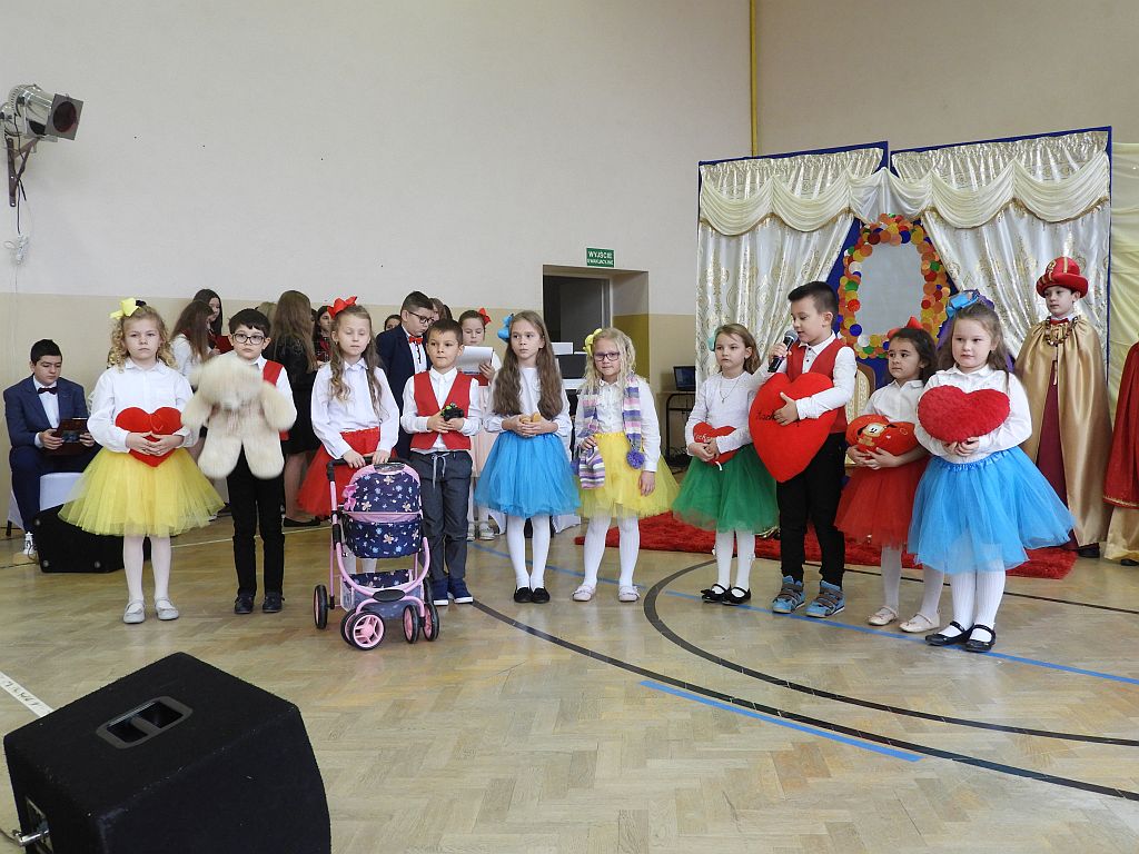 9 Szkolne spotkanie wigilijne w Szkole Podstawowej w Nieczajnie Górnej