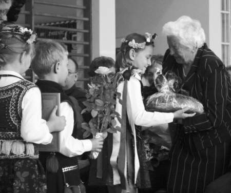 4bec0b123977b o large Pożegnanie Pani Stefanii