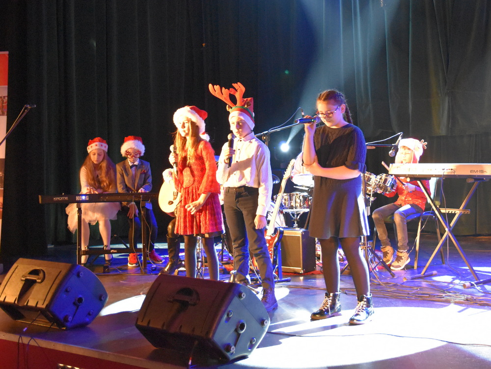 DSC 01372 Maraton dla Jezusa   IX Międzygminny Festiwal Kolęd