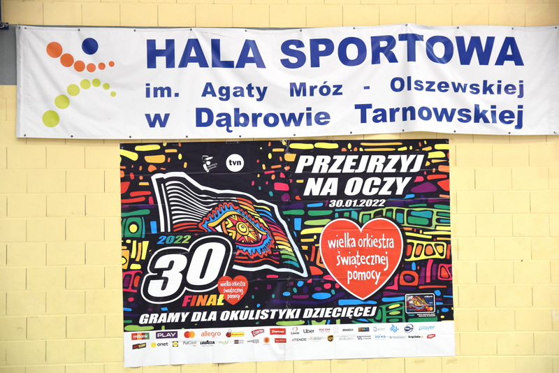 b Plony sportowe i finansowe Turnieju Halowej Piłki Nożnej 30.Finału WOŚP w Dąbrowie