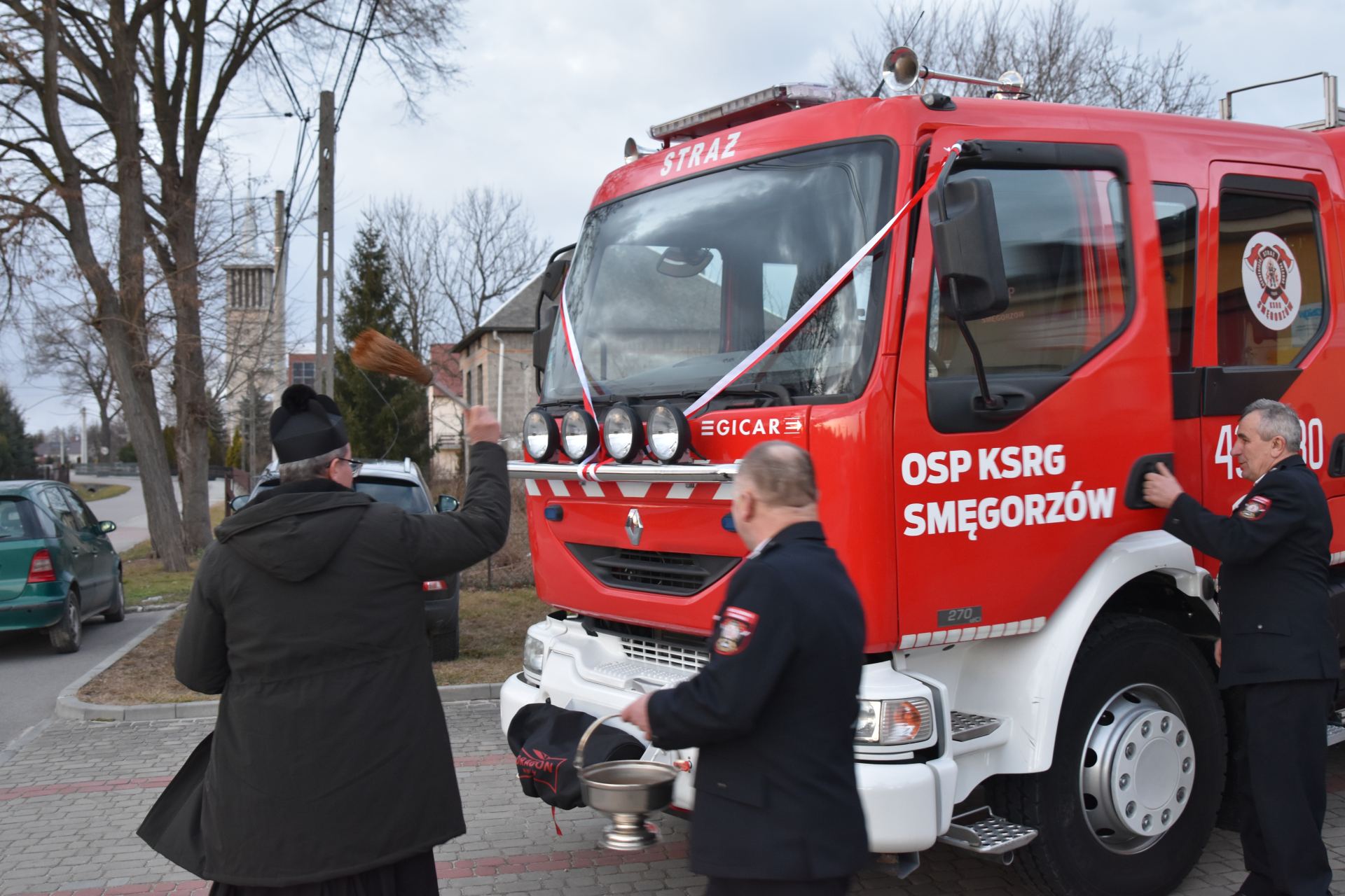 dsc 1919 Uroczyste poświęcenie samochodu ratowniczo gaśniczego w Smęgorzowie