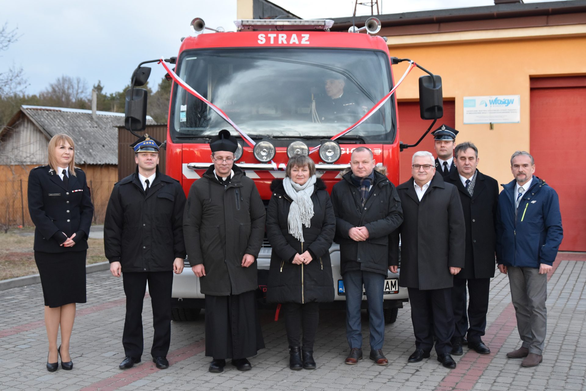 dsc 1930 Uroczyste poświęcenie samochodu ratowniczo gaśniczego w Smęgorzowie
