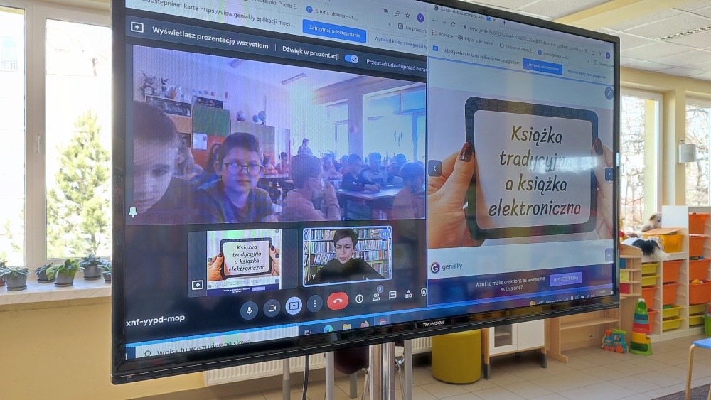 21 Zajęcia o e czytaniu w Miejskiej Bibliotece Publicznej im. Marii Kozaczkowej  w Dąbrowie Tarnowskiej