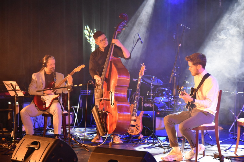 DSC 0701 „Solidarni z Ukrainą” – klasyka, piosenka, jazz, folklor i big band ze Szkoły Muzycznej w Tarnowie