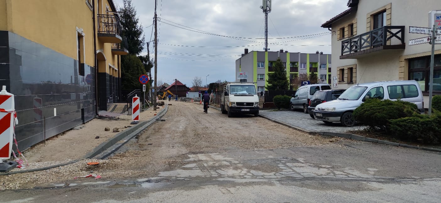 1649515283185 Zaawansowane prace przy przebudowie ul. Granicznej w Dąbrowie Tarnowskiej