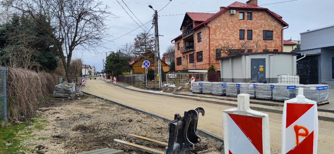 1649515283201 Zaawansowane prace przy przebudowie ul. Granicznej w Dąbrowie Tarnowskiej
