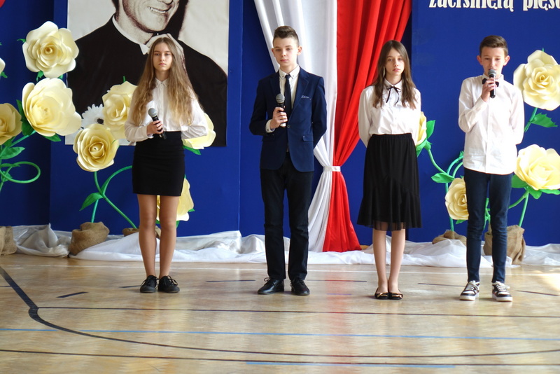 DSC04201 Jubileusz 10 lecia nadania imienia szkole w Nieczajnie Górnej