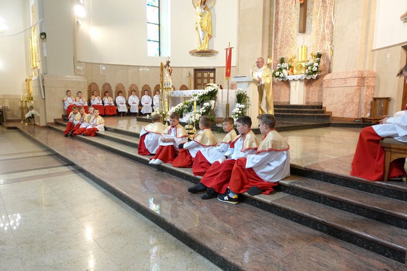 283668474 2147687128722060 3778752434674684526 n 90. Rocznica powstania Szkoły Podstawowej Nr 2 w Dąbrowie Tarnowskiej oraz 50. rocznica nadania szkole imienia Mikołaja Kopernika