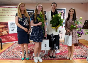 DSC4284 300x216 Spotkanie autorskie z Ałbeną Grabowską w XIX Tygodniu Bibliotek w MBP