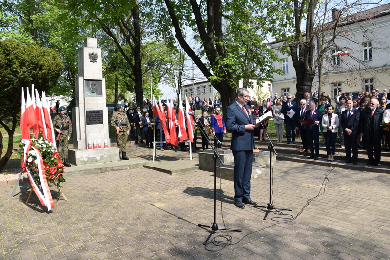 DSC 0180 Dąbrowskie obchody 231. rocznicy uchwalenia Konstytucji 3 Maja