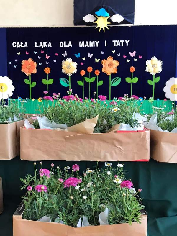 FB IMG 1653150973513 Cała łąka dla Mamy i Taty