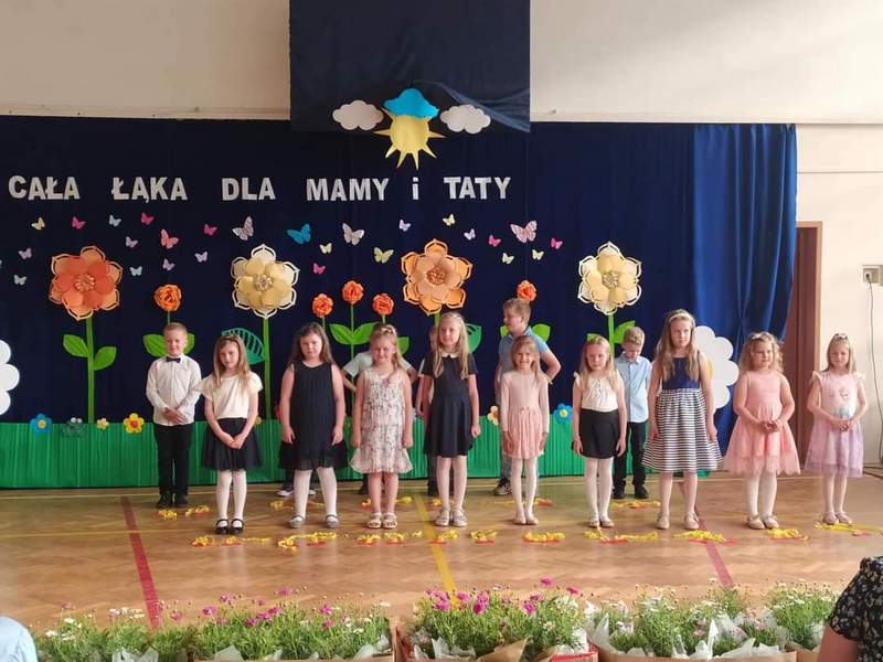 FB IMG 1653150994218 Cała łąka dla Mamy i Taty