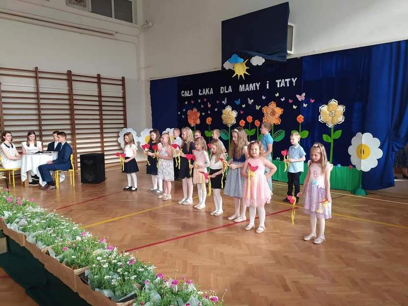 FB IMG 1653150999250 Cała łąka dla Mamy i Taty