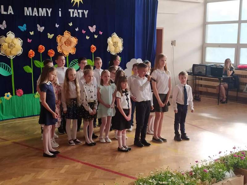 FB IMG 1653151018640 Cała łąka dla Mamy i Taty