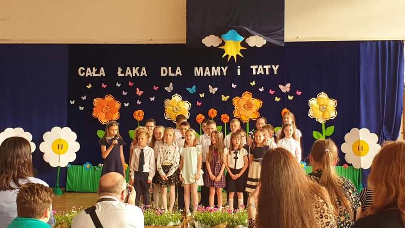 FB IMG 1653151027075 Cała łąka dla Mamy i Taty