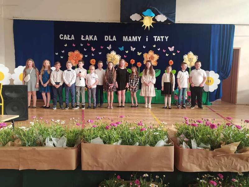 FB IMG 1653151041525 Cała łąka dla Mamy i Taty