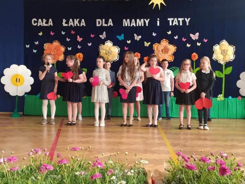 FB IMG 1653151054996 Cała łąka dla Mamy i Taty